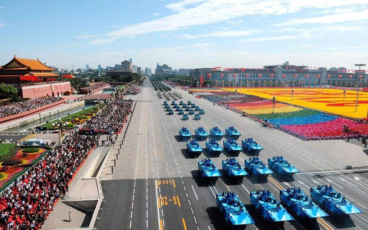 國慶閱兵，傳統(tǒng)與榮耀的展示，多少年舉辦一次？，國慶閱兵，傳統(tǒng)與榮耀的盛典——閱兵儀式舉辦周期揭秘