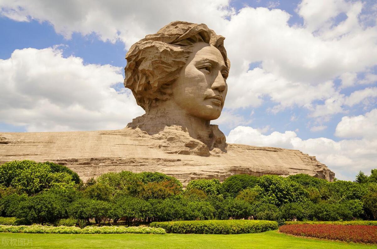 長(zhǎng)沙十大網(wǎng)紅景點(diǎn)，探尋魅力星城的熱門旅游勝地，長(zhǎng)沙魅力星城熱門旅游勝地，十大網(wǎng)紅景點(diǎn)大揭秘！