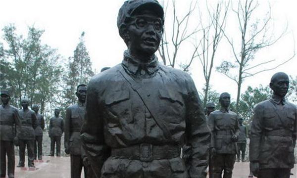 上將與正部級(jí)待遇，權(quán)力與地位的象征，上將權(quán)力與正部級(jí)待遇，地位與權(quán)力的象征