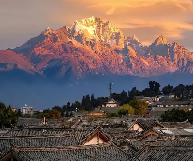 云南7日游攻略，探索美麗的云南風光與文化底蘊，云南7日游攻略，深度探索云南美景與文化底蘊