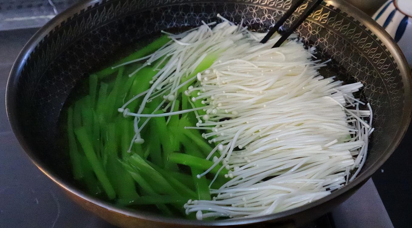 補(bǔ)鋅的食物有哪些，全面解析鋅元素?cái)z取的最佳來(lái)源，補(bǔ)鋅食物大全，最佳鋅元素?cái)z取來(lái)源全面解析