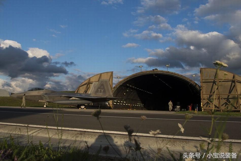 關(guān)于幾架殲-20可以打敗一架F-22的探討，殲-20與F-22對決探討，幾架殲-20能勝出一架F-22？