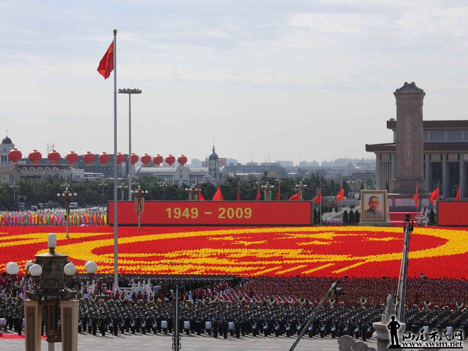 回顧歷史盛典，2009年國(guó)慶閱兵式深度解析，深度解析，回顧歷史盛典——2009年國(guó)慶閱兵式