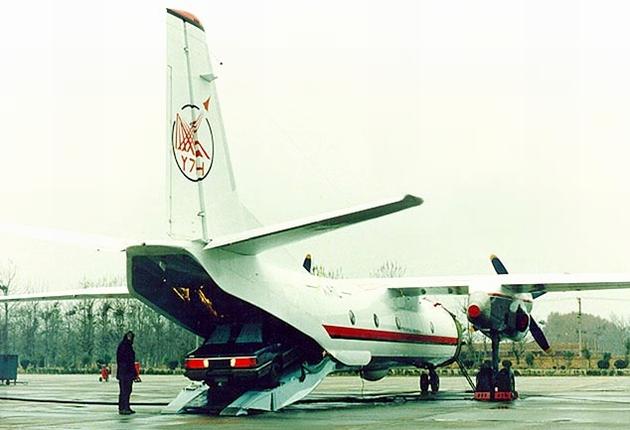 運(yùn)7運(yùn)輸機(jī)的優(yōu)勢(shì)與特點(diǎn)，航空領(lǐng)域的璀璨明珠，運(yùn)7運(yùn)輸機(jī)的優(yōu)勢(shì)與特點(diǎn)，航空領(lǐng)域的璀璨明珠閃耀天際