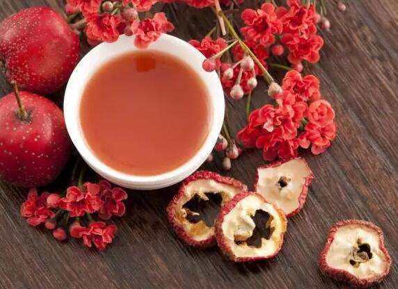 山楂泡水喝的功效，健康益處與養(yǎng)生之選，山楂泡水喝的養(yǎng)生功效，健康益處與養(yǎng)生選擇