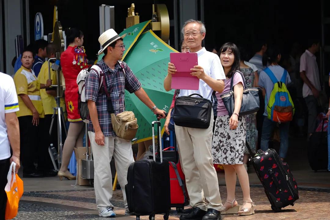 澳門242最快開獎結果，揭秘彩票背后的秘密，澳門彩票開獎結果揭秘，探尋背后的秘密與最新開獎動態(tài)