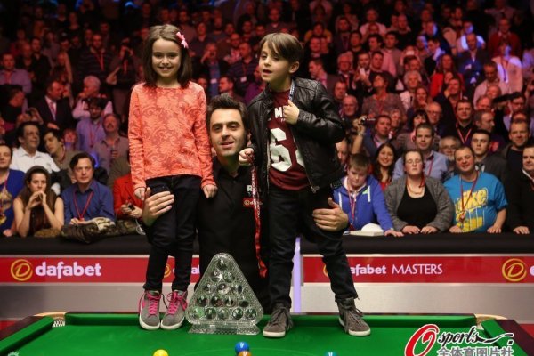 澳門開獎(jiǎng)現(xiàn)場(chǎng)最快結(jié)果，揭秘現(xiàn)場(chǎng)氣氛與實(shí)時(shí)開獎(jiǎng)信息，澳門開獎(jiǎng)現(xiàn)場(chǎng)揭秘，氣氛熱烈，實(shí)時(shí)開獎(jiǎng)信息速遞