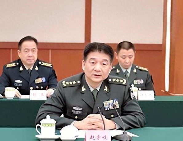 上將轉(zhuǎn)業(yè)到公安局的級別解讀，上將轉(zhuǎn)業(yè)到公安局的級別解讀，揭秘轉(zhuǎn)業(yè)后的職位變遷與職責(zé)定位