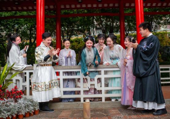 花仙子澳門最快開獎，探索澳門彩票的魅力與奧秘，澳門彩票魅力與奧秘探索，花仙子開獎速遞